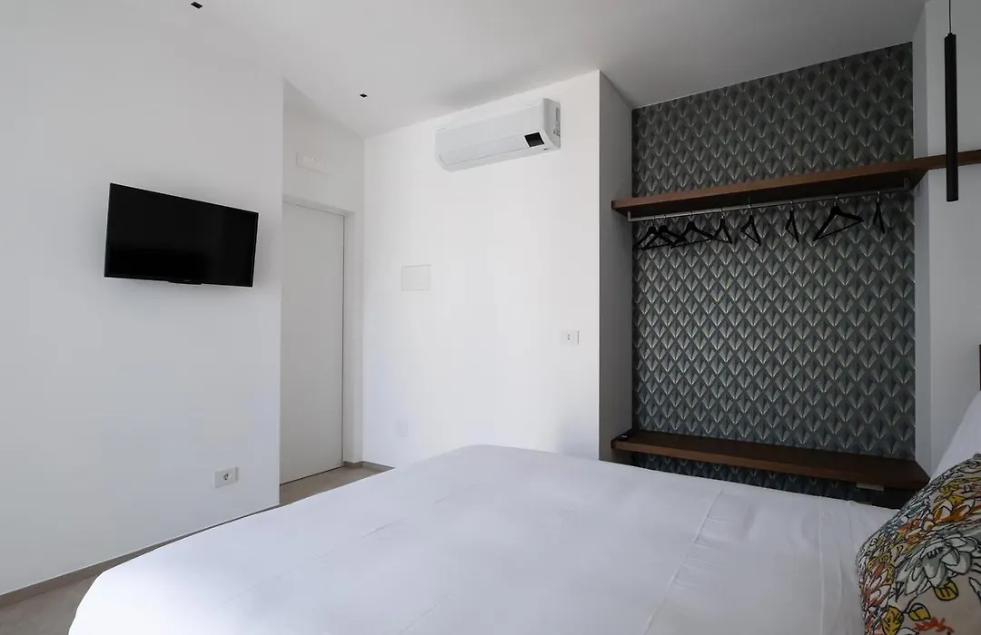 Il Pumo - Apulian Rooms Bari Marchese-1