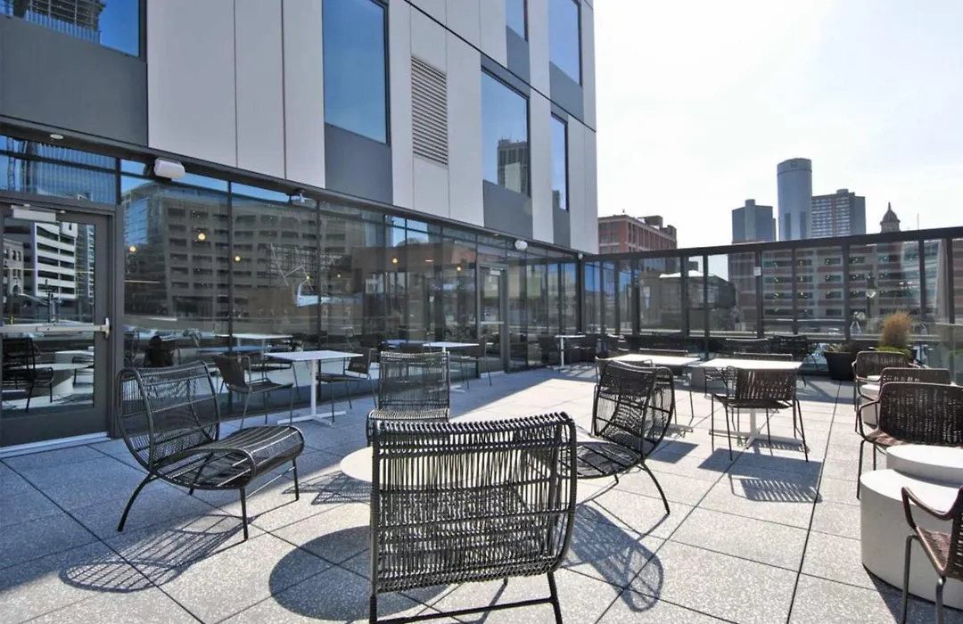 Downtown Detroit High-Rise Apartments By Barsala-1