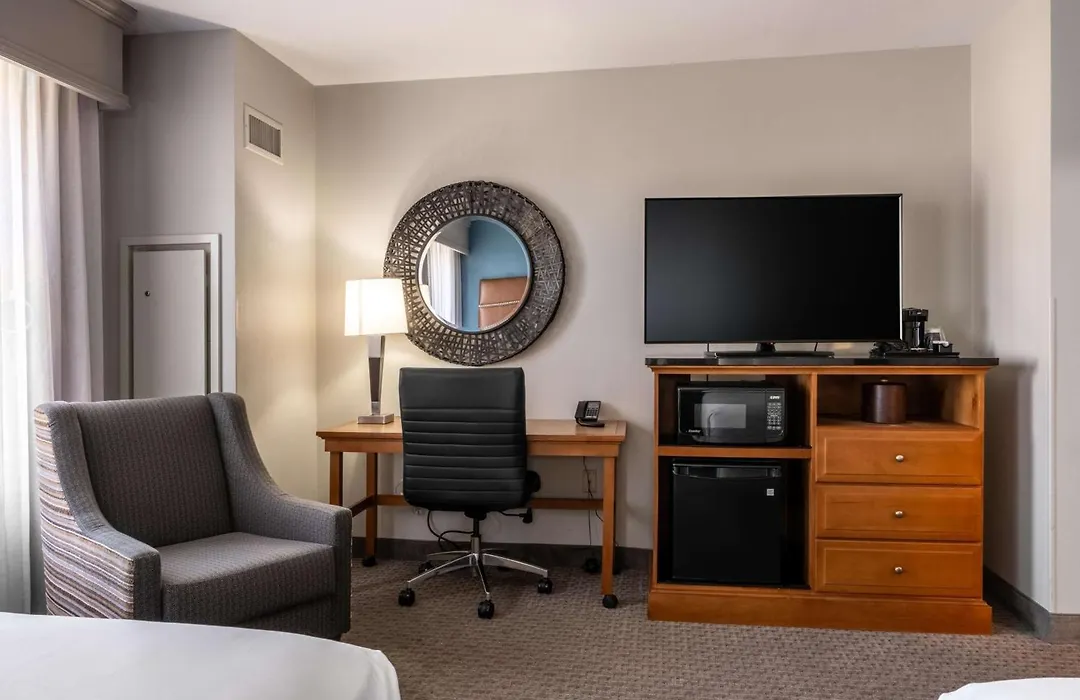 Drury Plaza Hotel Broadview Wichita-1
