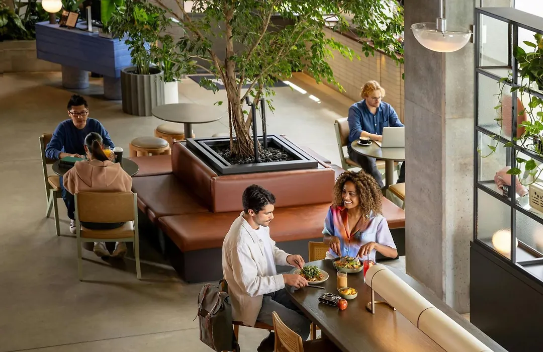 Moxy Sydney Airport-1