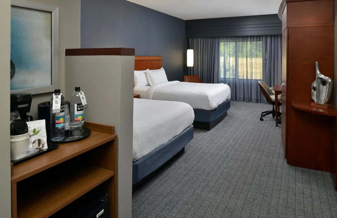 Courtyard By Marriott Harrisburg Hershey-1