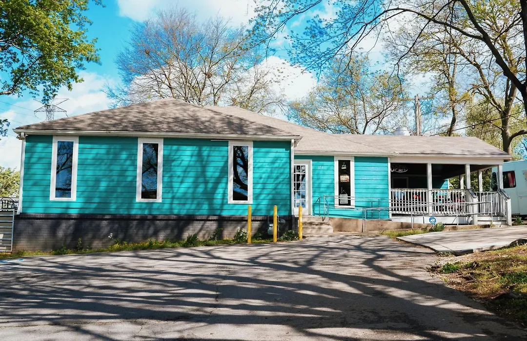 The Iris Motel-1