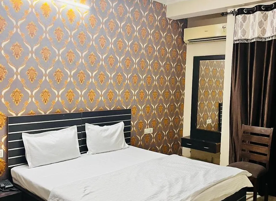 Hotel Omkar-1