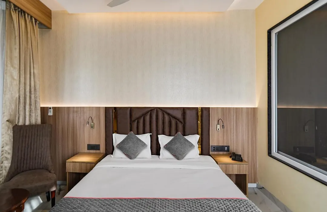 Hotel Ivy Plaza Near Delhi Airport-1