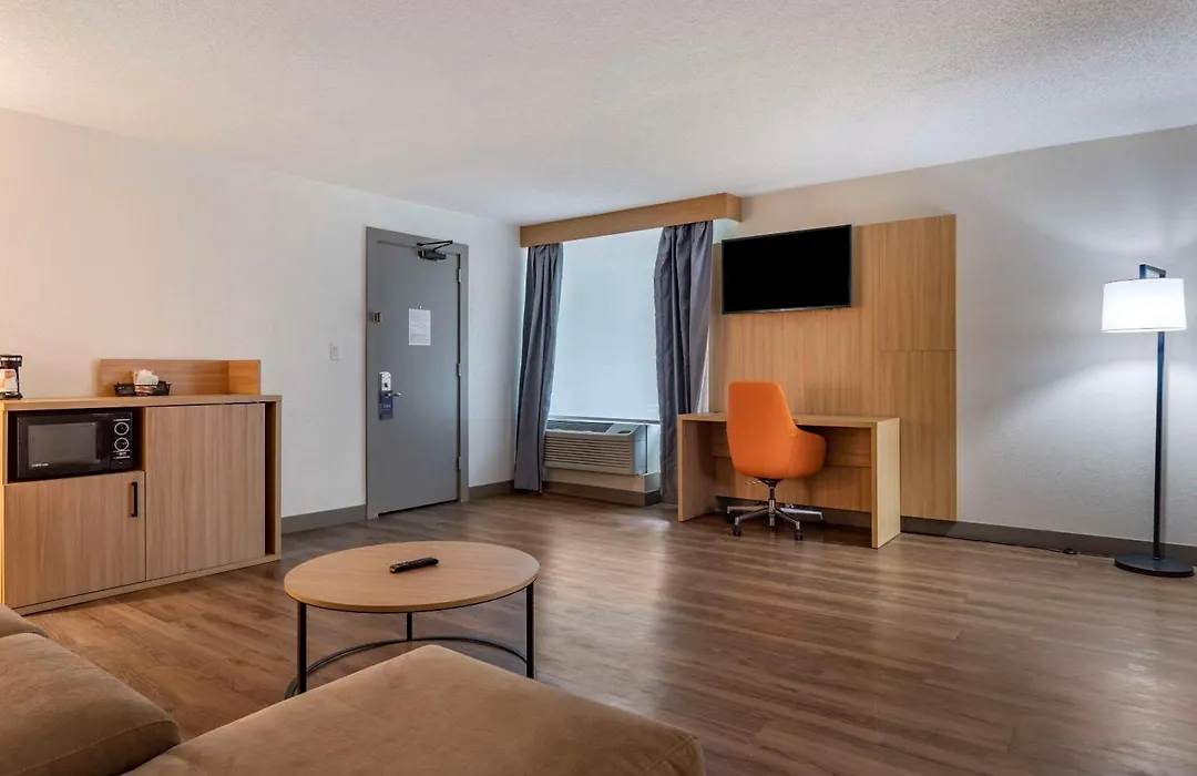 Comfort Inn & Suites Nashville Downtown - Stadium-1