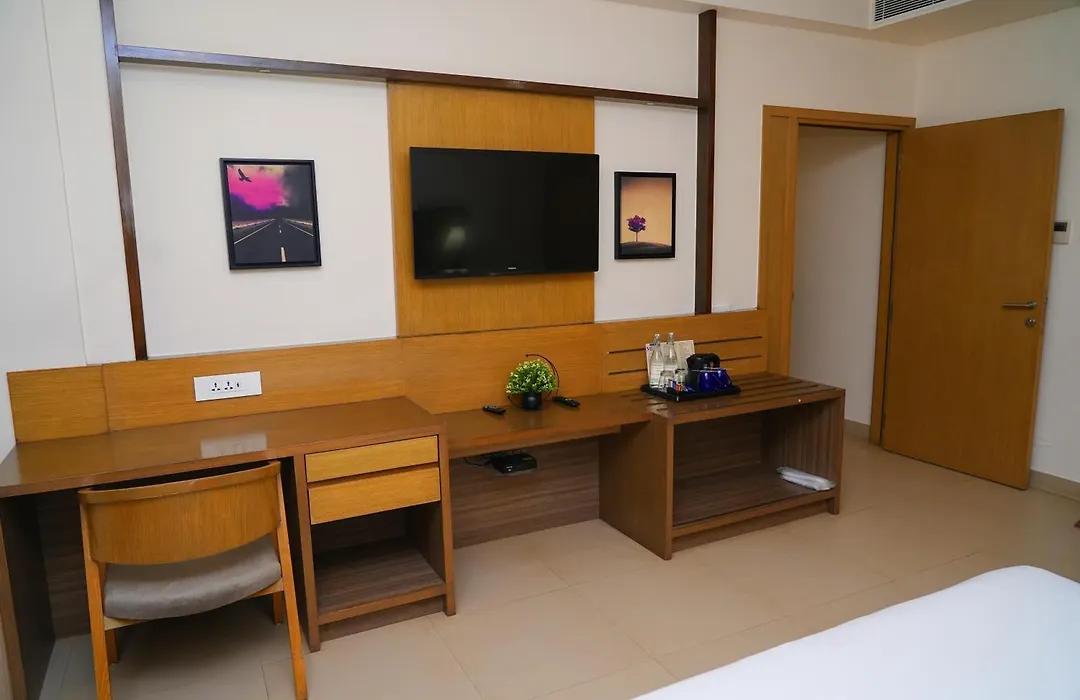 Purple Cloud Hotel-1