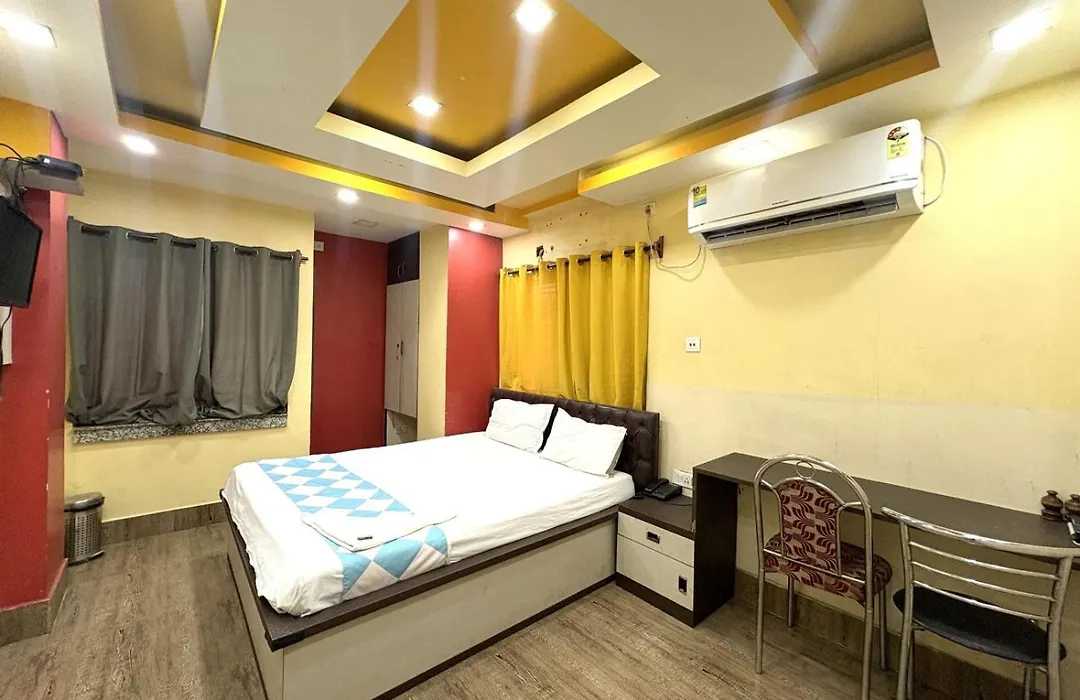 Hotel As-Meet Kolkata With Free Wi-Fi And Air Conditioner-1