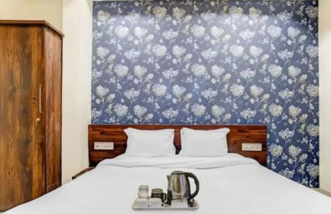 The Hotel Chandragupta-1