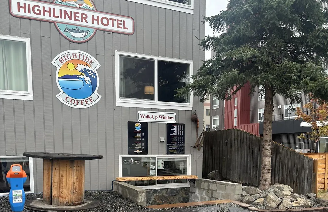 Highliner Hotel-1