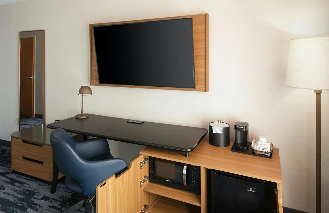 Fairfield Inn & Suites By Marriott Anchorage Midtown-1