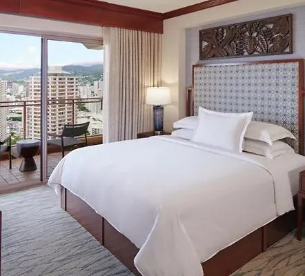 2-Bedroom Ocean Front Penthouse At Grand Waikikian - Available April 20-24, 2025-1