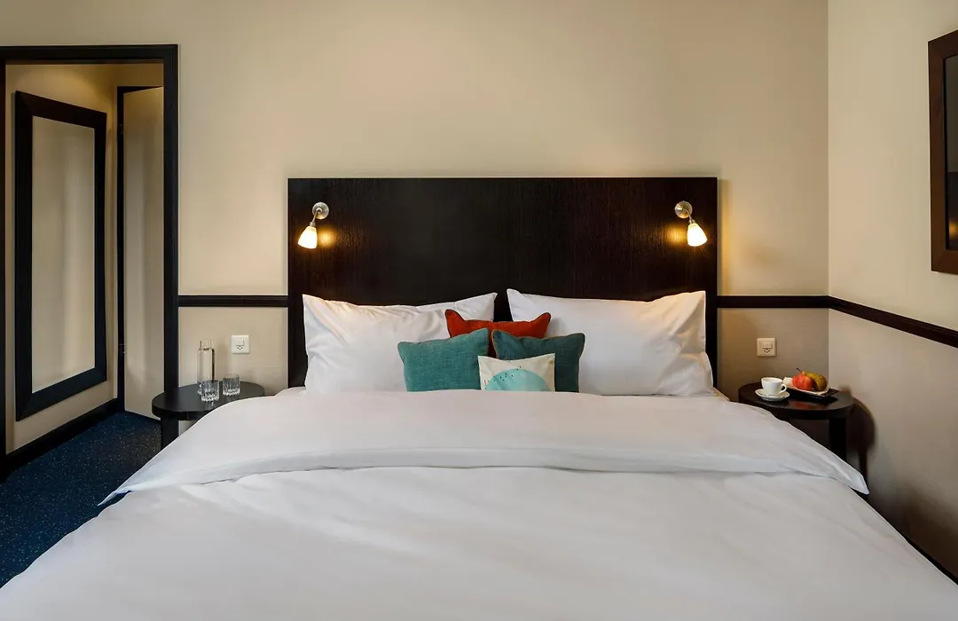Opera Hotel Zuerich-1