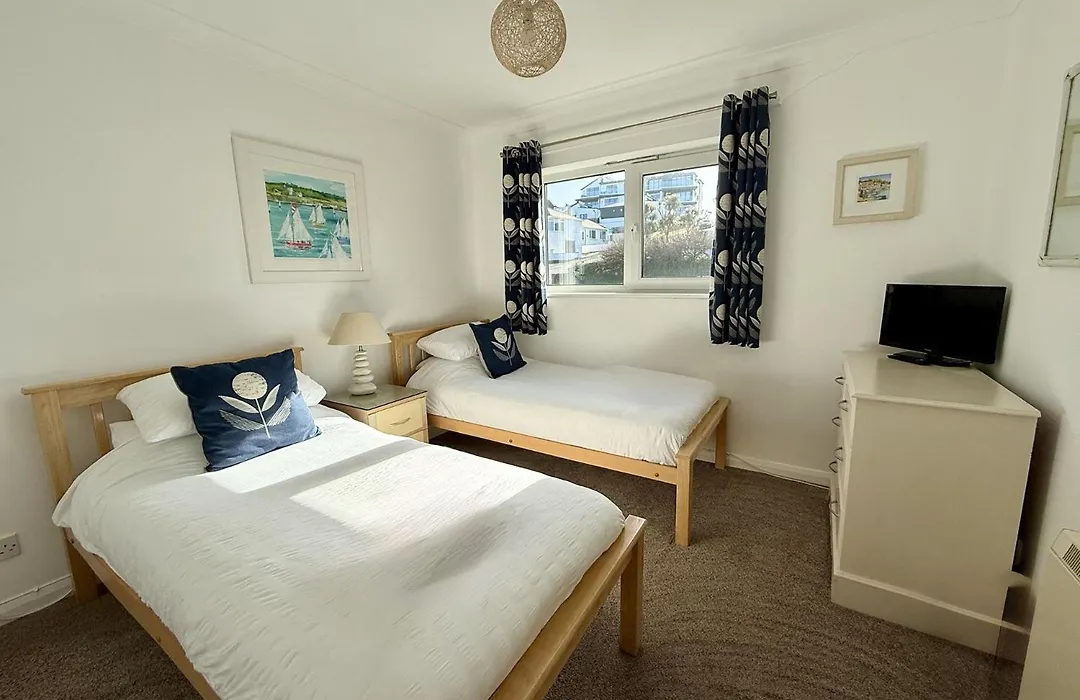 16 Waters Edge, Atlantic Breezes-1