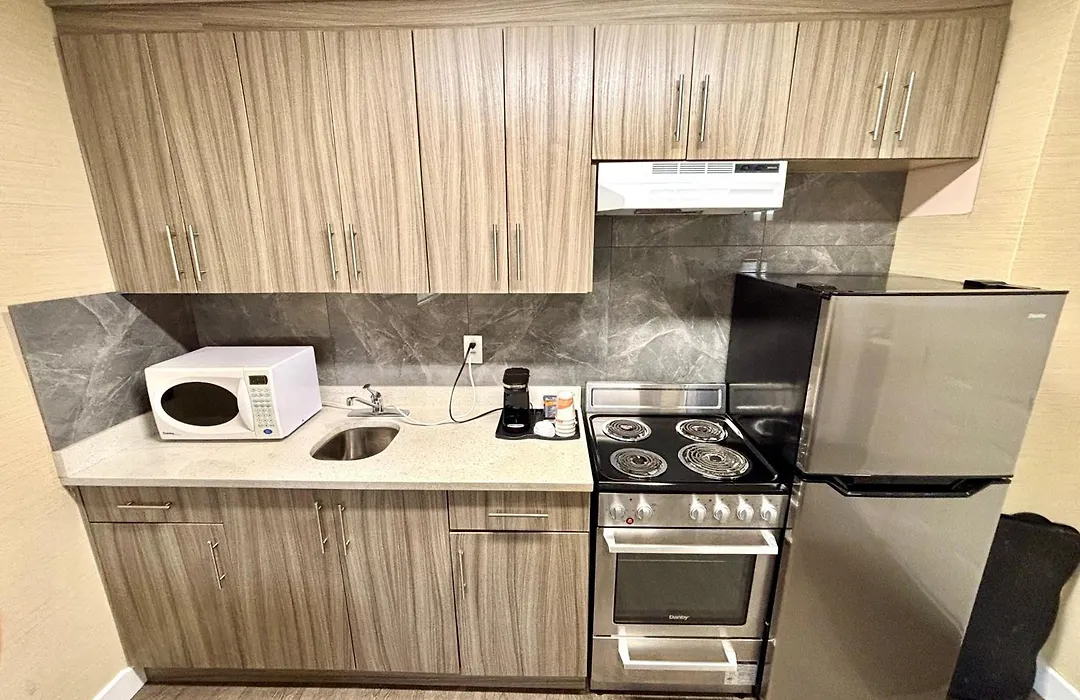 Rodeway Inn & Suites-1