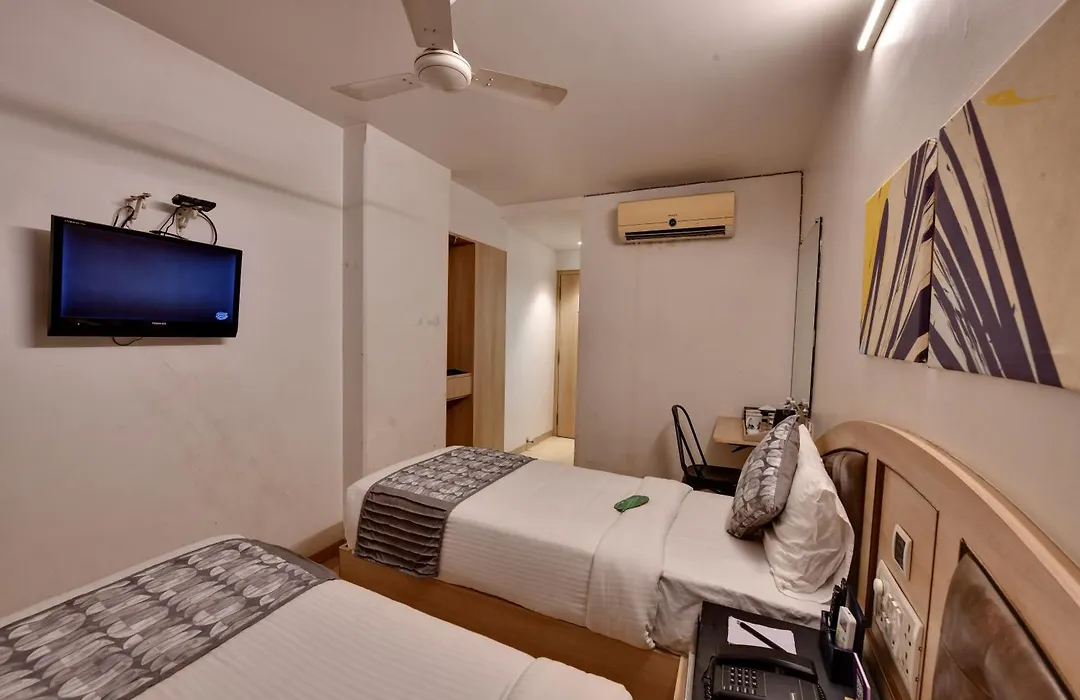 Click Hotels Andheri Midc-1