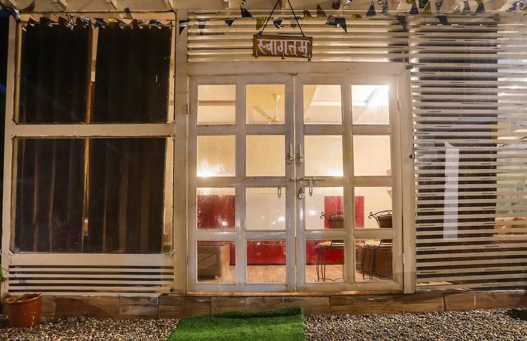 Townhouse 700 Hotel Krishna.-1