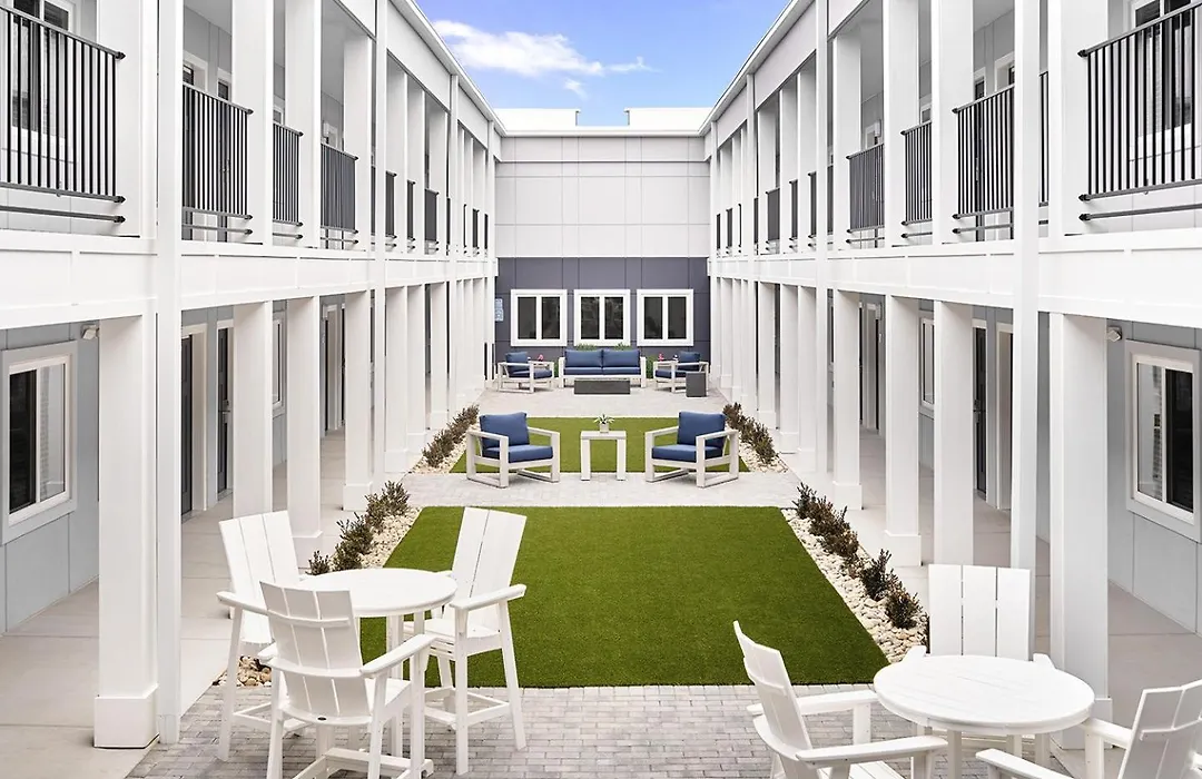 Stayapt Suites Tallahassee-Capitol-1