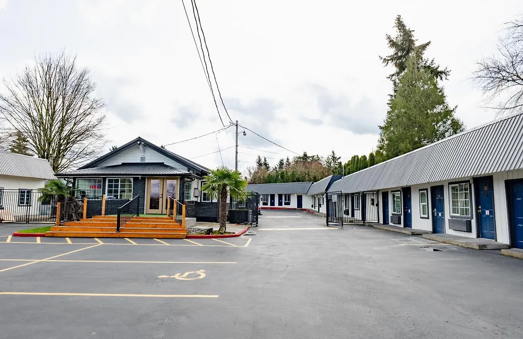 Horseshoe Inn-1