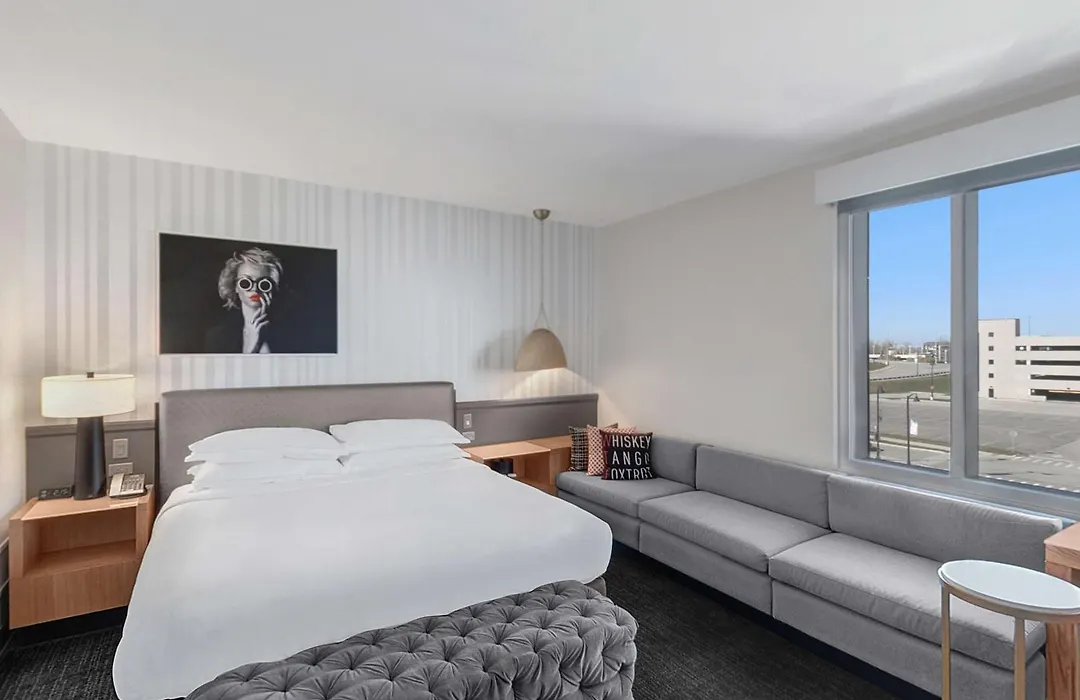 The Rose Chicago, Tapestry Collection By Hilton-1