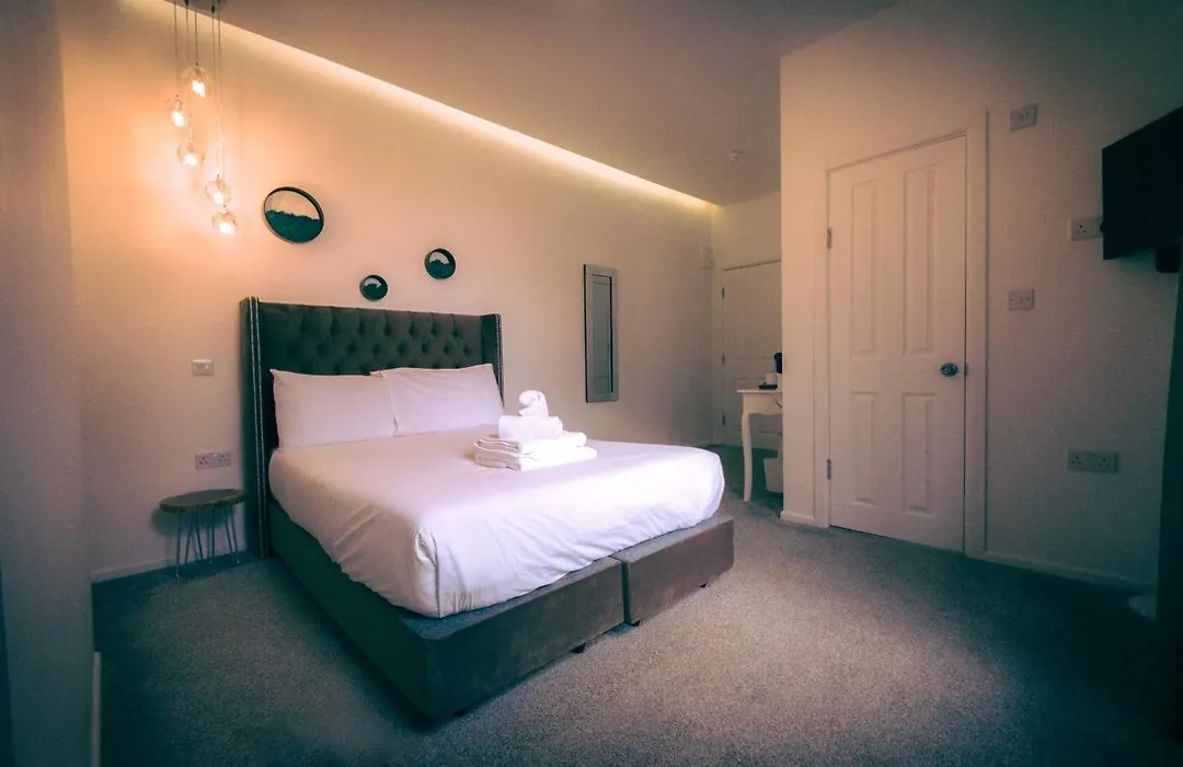 Oyo Newquay Beach Hotel-1