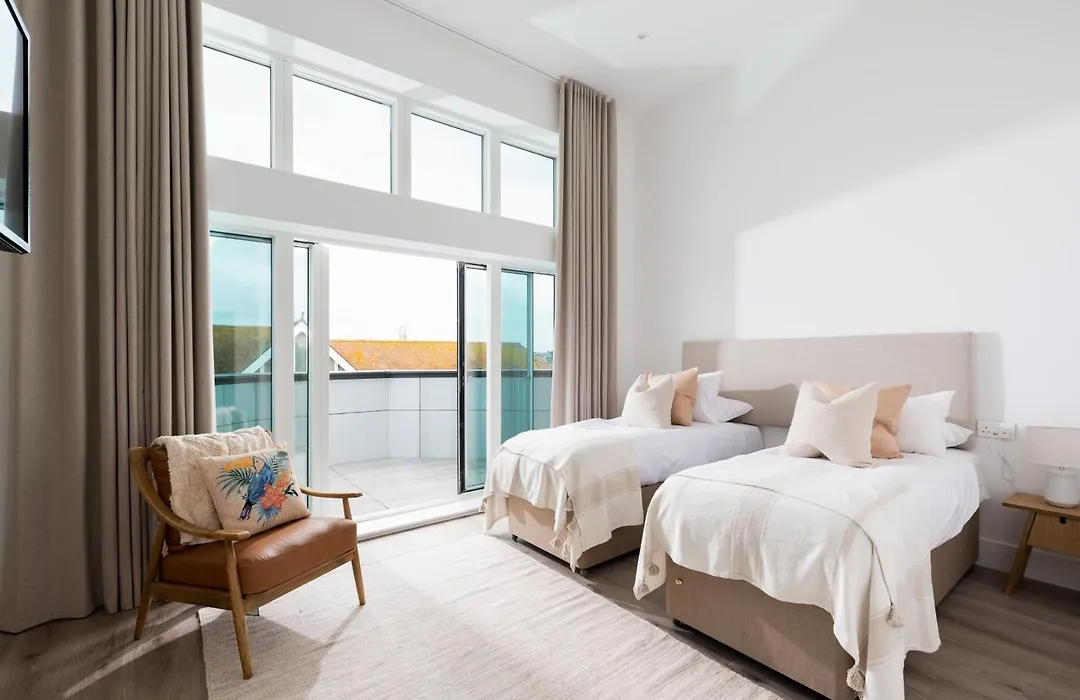 26 Cliff Edge Penthouse In Newquay-1