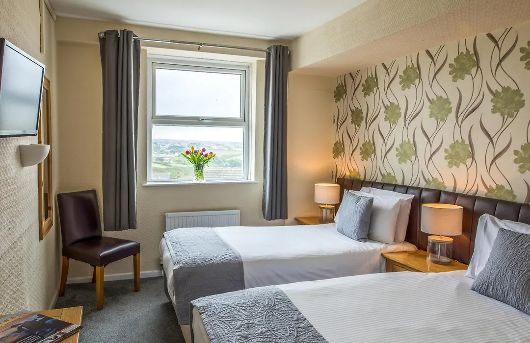 Pentire Newquay Cornwall Hotel-1