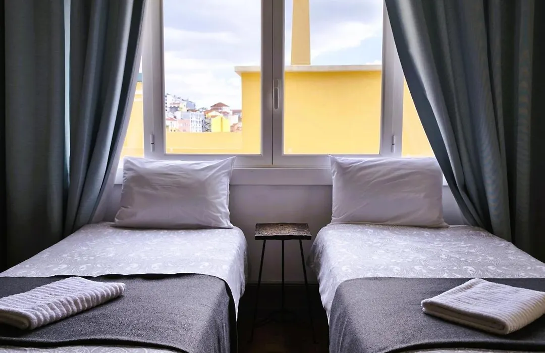Ey Lisbon Guesthouse-1