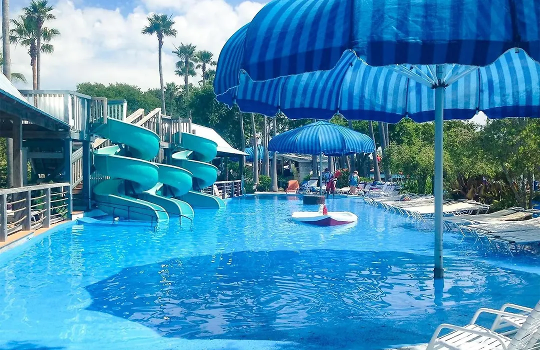Dolphin Point #406C-1