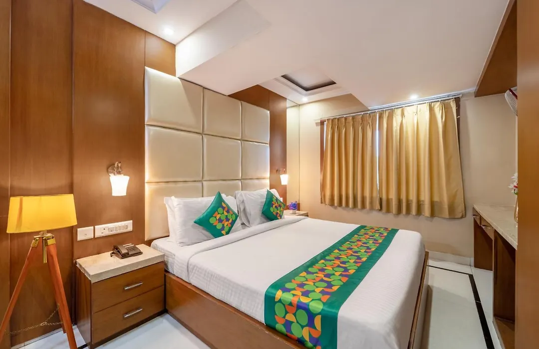 Treebo Premium Vinnie - Near Airport-1