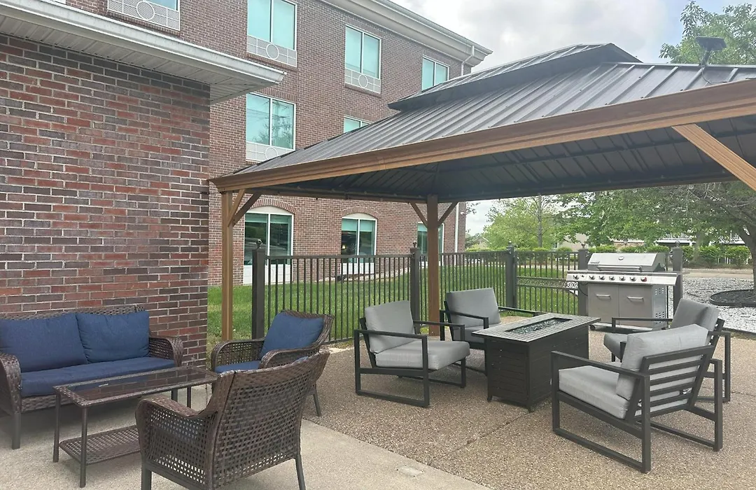 Holiday Inn Express & Suites Lexington Downtown Area-Keeneland By Ihg-1
