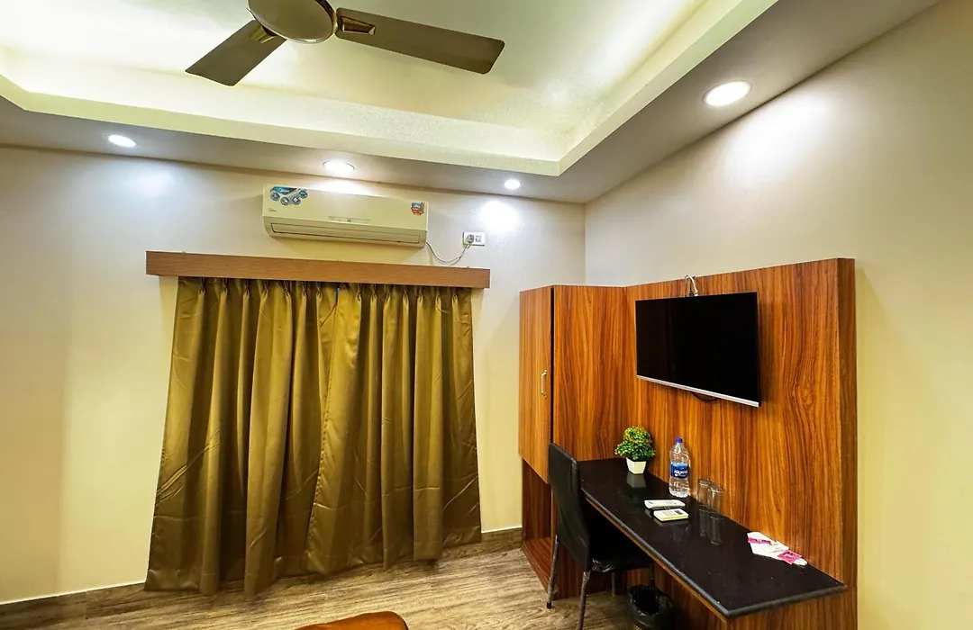 Silver Line Hotel - Kolkata Nr Netaji Subhash Chandra Bose International Airport With Airport Drop-1