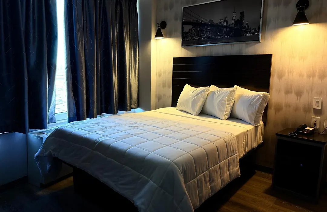 Bkway Hotel Brooklyn-1