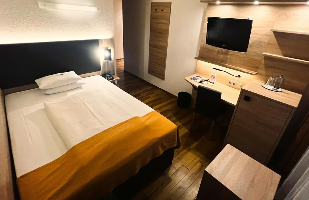 Arvena Messe Hotel-1