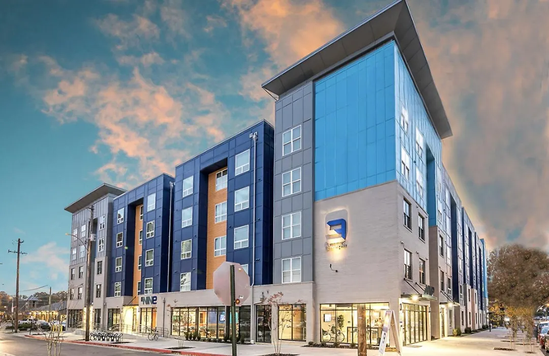 East Memphis University District Apartments By Barsala-1