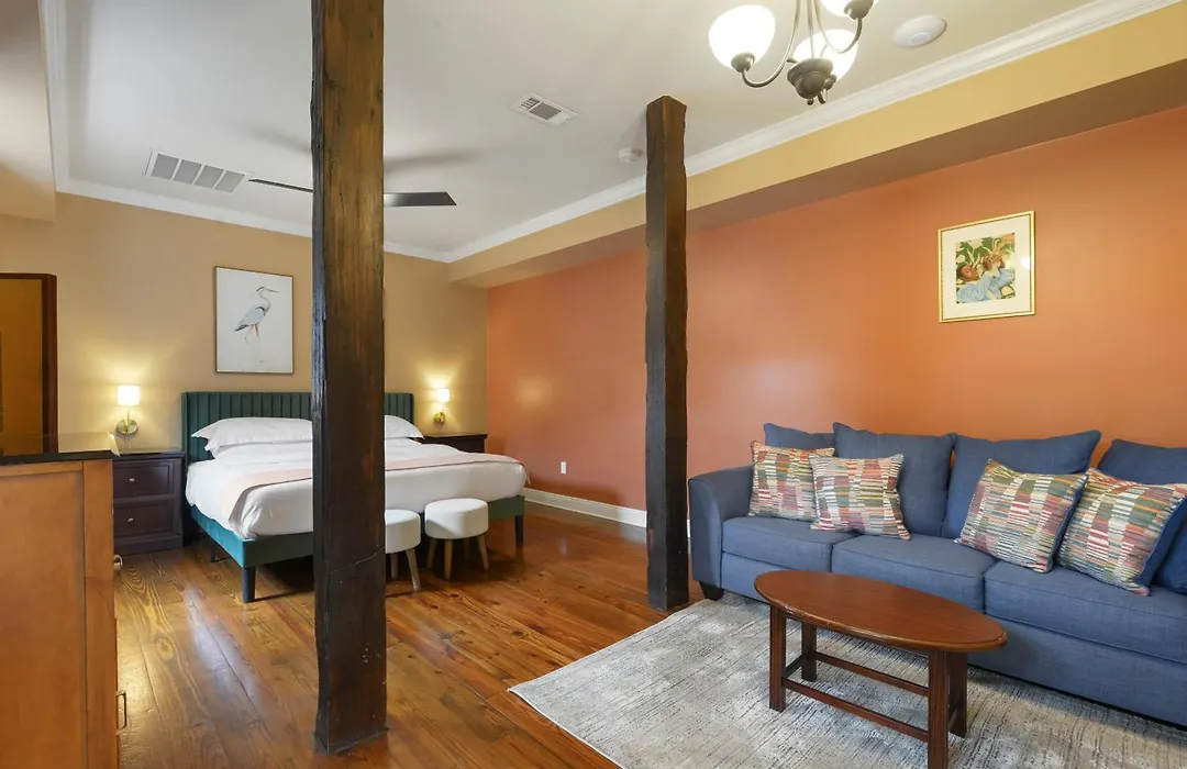 Louis Park Hotel-1