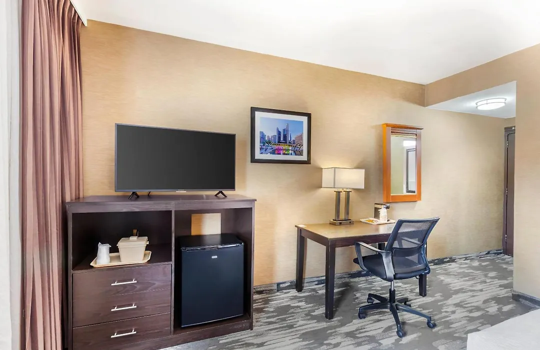 Quality Inn Toronto Airport-1