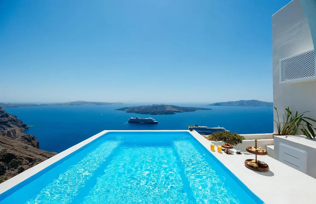 Kastro Suites-1