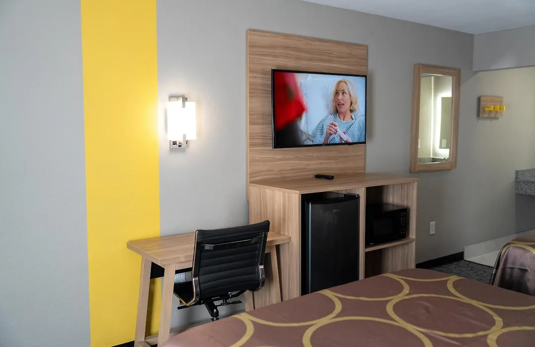 Super 8 By Wyndham Antioch/Nashville South East-1