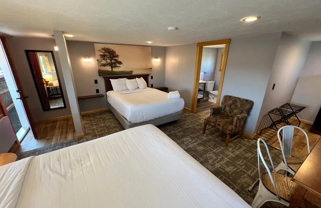 Yellowstone Holiday Motel-1