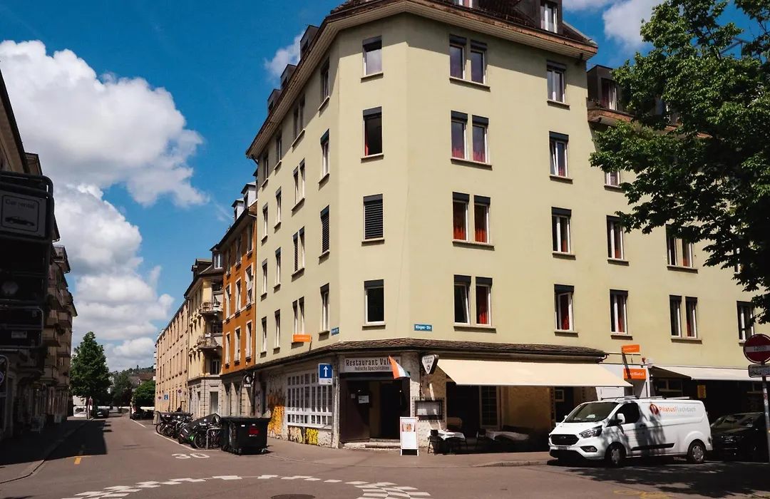 Easyhotel Zuerich City Main Station-1