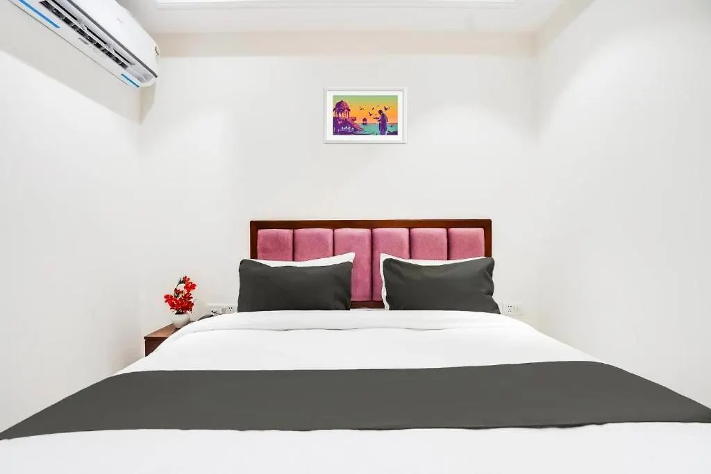 Hotel Ivory By Kdson-1