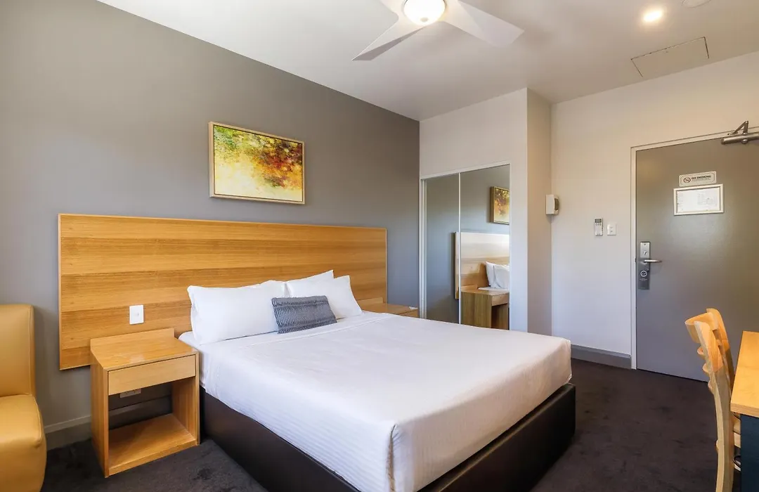 Kingsgrove Hotel-1