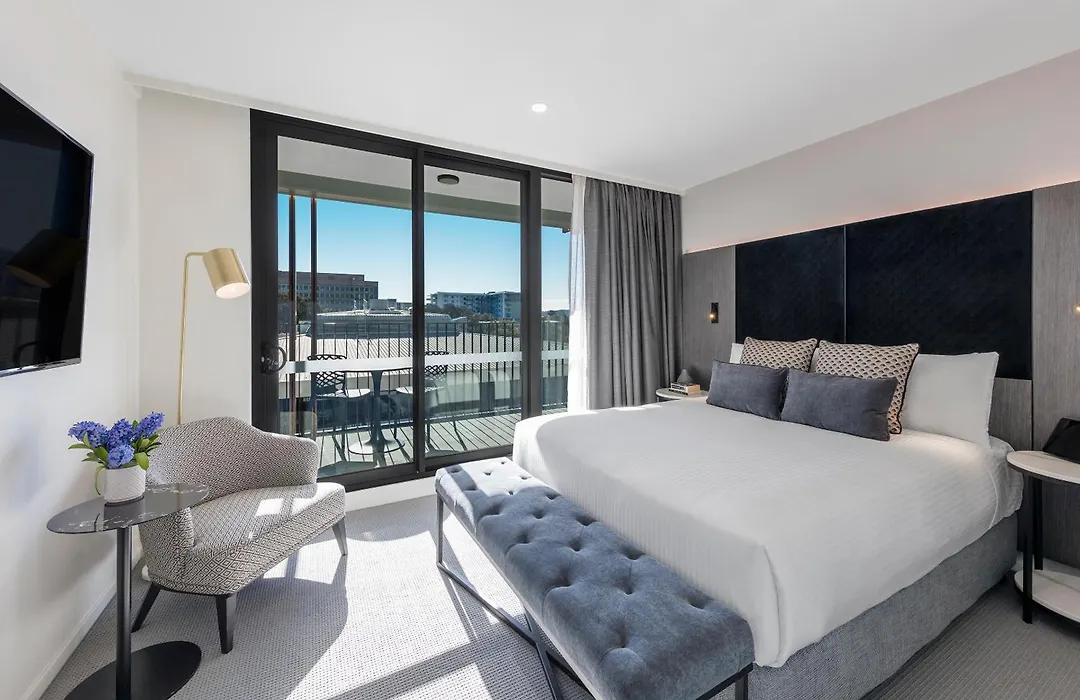 Deco Hotel Canberra-1