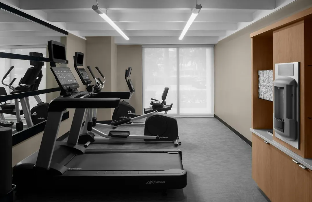 Courtyard By Marriott Fort Lauderdale East Lauderdale-By-The-Sea-1