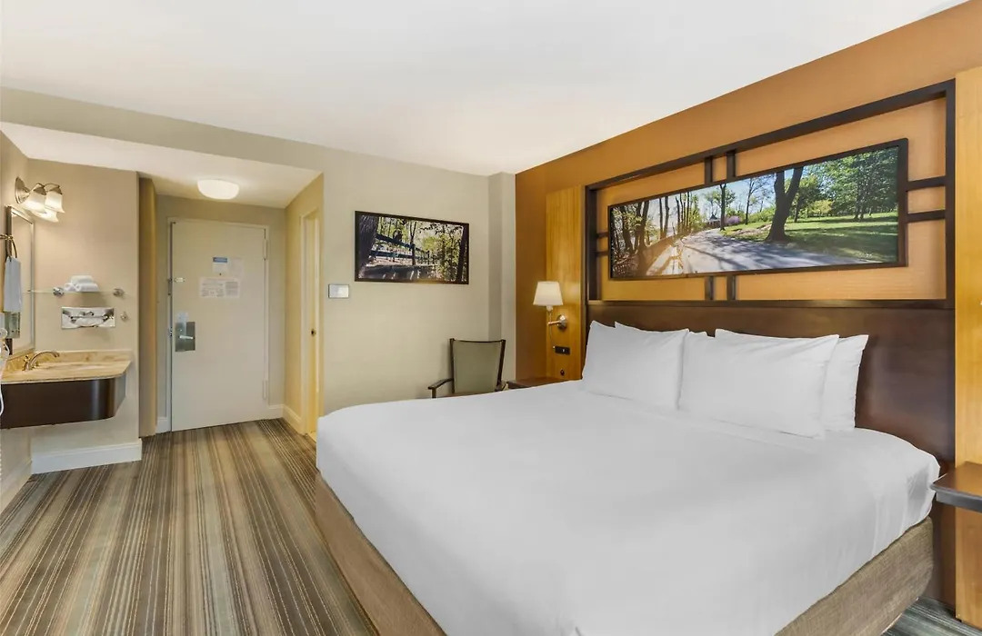 Best Western Queens Gold Coast-1