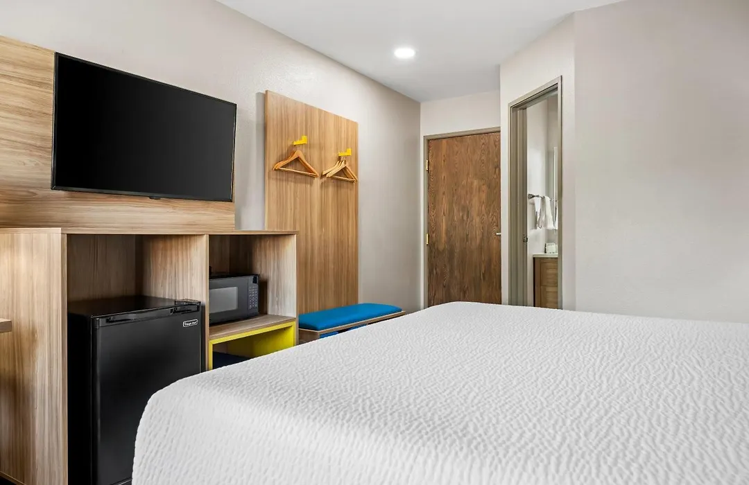 Days Inn By Wyndham Billings-1