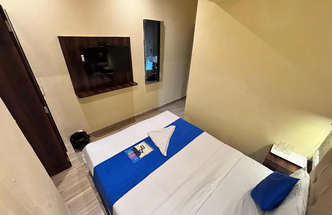 Hotel Signature Inn-1