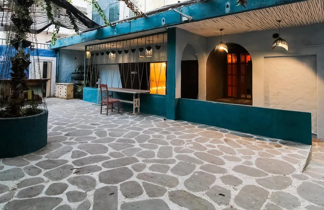 Townhouse Oak Hotel Shubhangan Near Juhu Beach-1