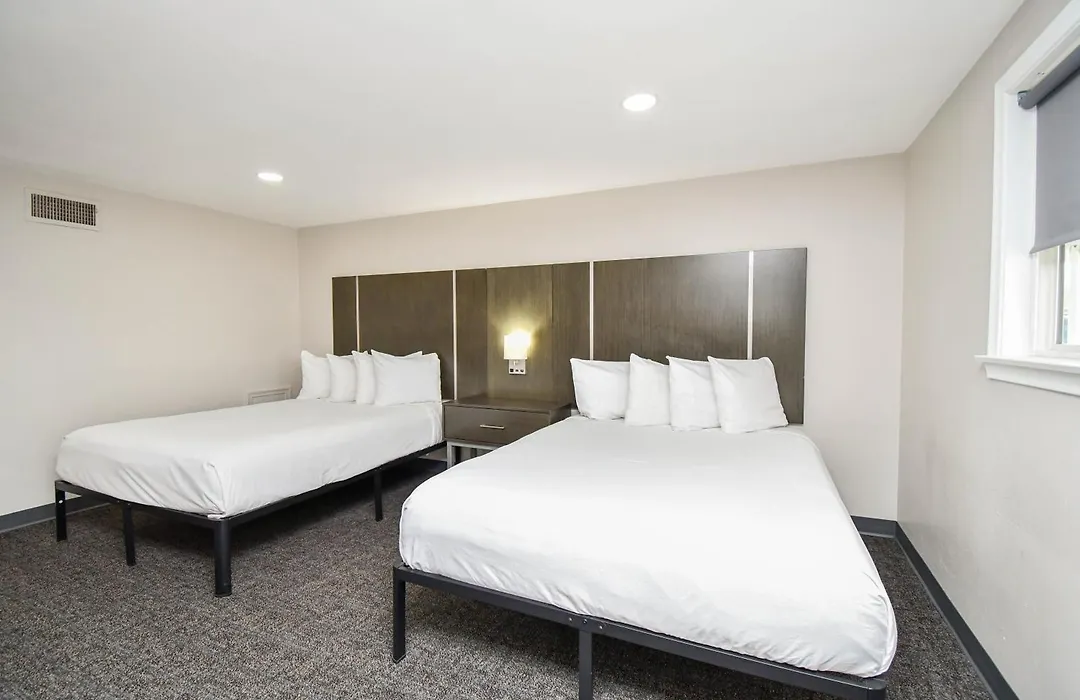 Settle Inn-1