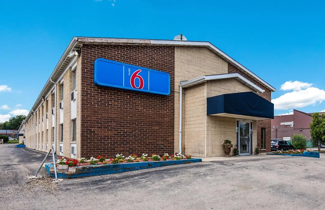 Motel 6-Madison, Wi - East-1
